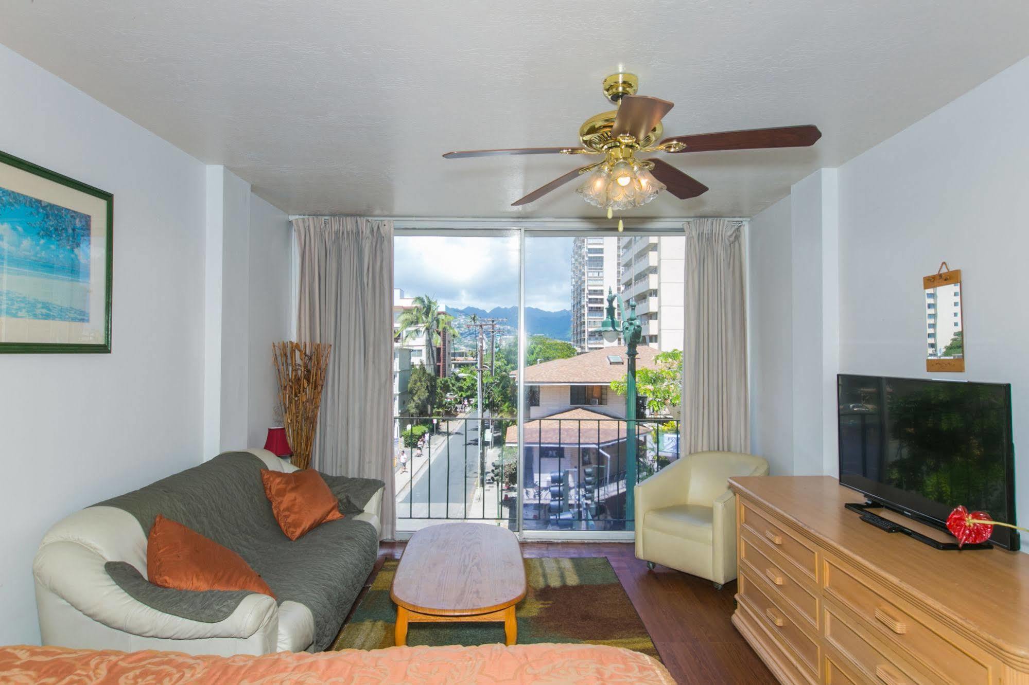 Hawaiian Ebbtide Hotel Oahu Esterno foto